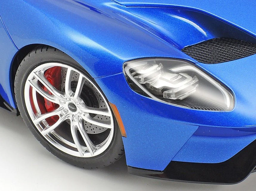 Tamiya 1/24 Scale Ford GT Sports Car Model - Image 5