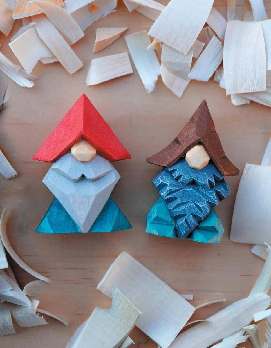 Fox Chapel Publishing - Whittling On the Go - 13 Easy-to-Learn Woodcarving Projects - Image 6