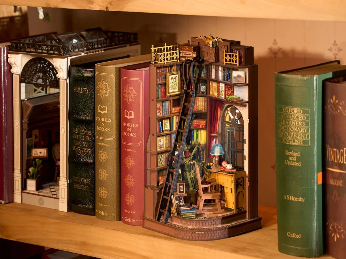Hands Craft - DIY Book Nook Kit: Silent Corner Study - Image 2