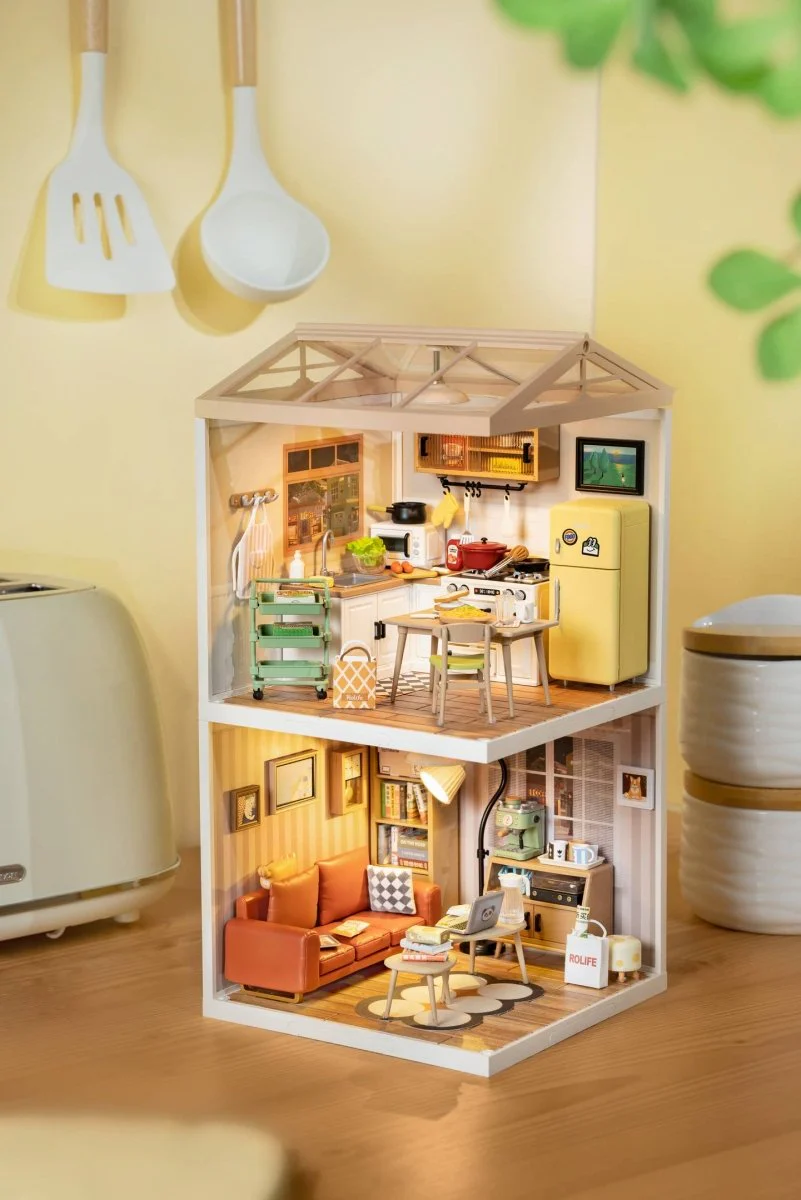 Hands Craft - DIY Miniature House Kit: Sweet Dream Bedroom - Image 11
