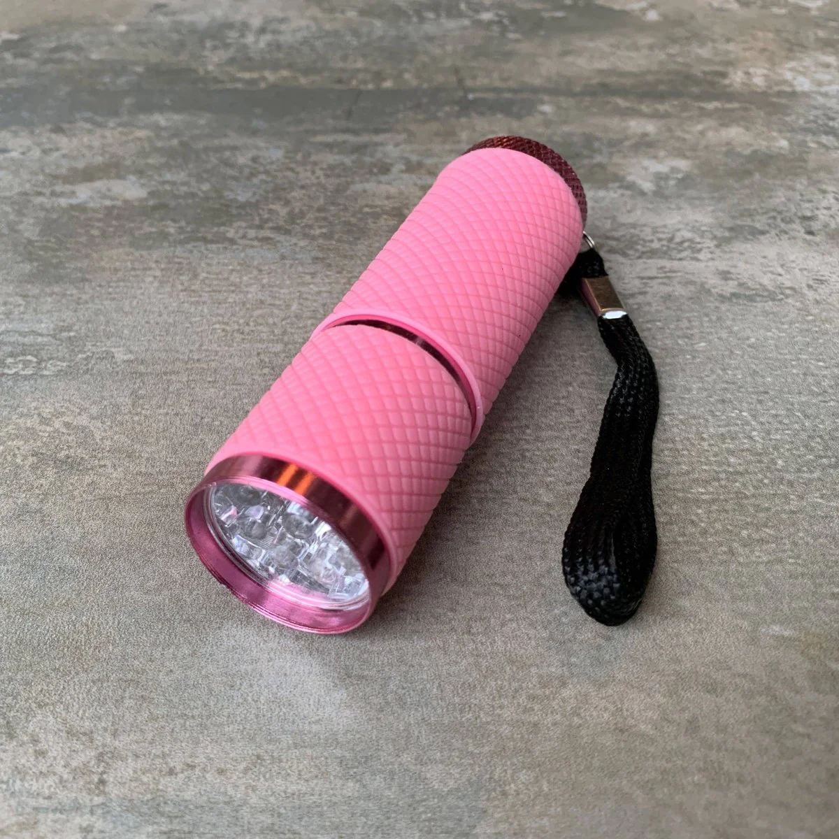 Jewelry Made by Me - UV Resin Flashlight - Image 2