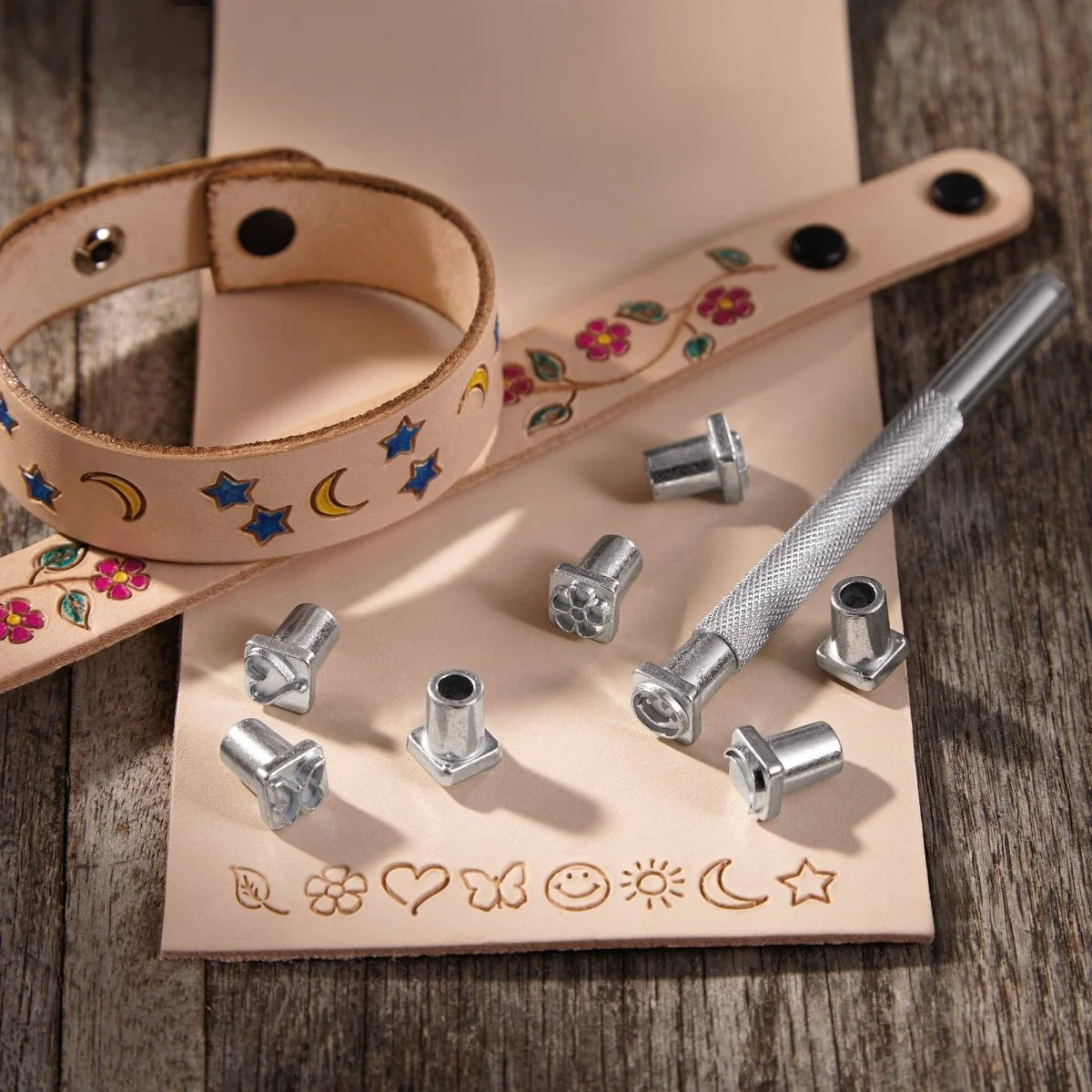 Realeather - Funtime Stamp Set & Bracelets - Image 5