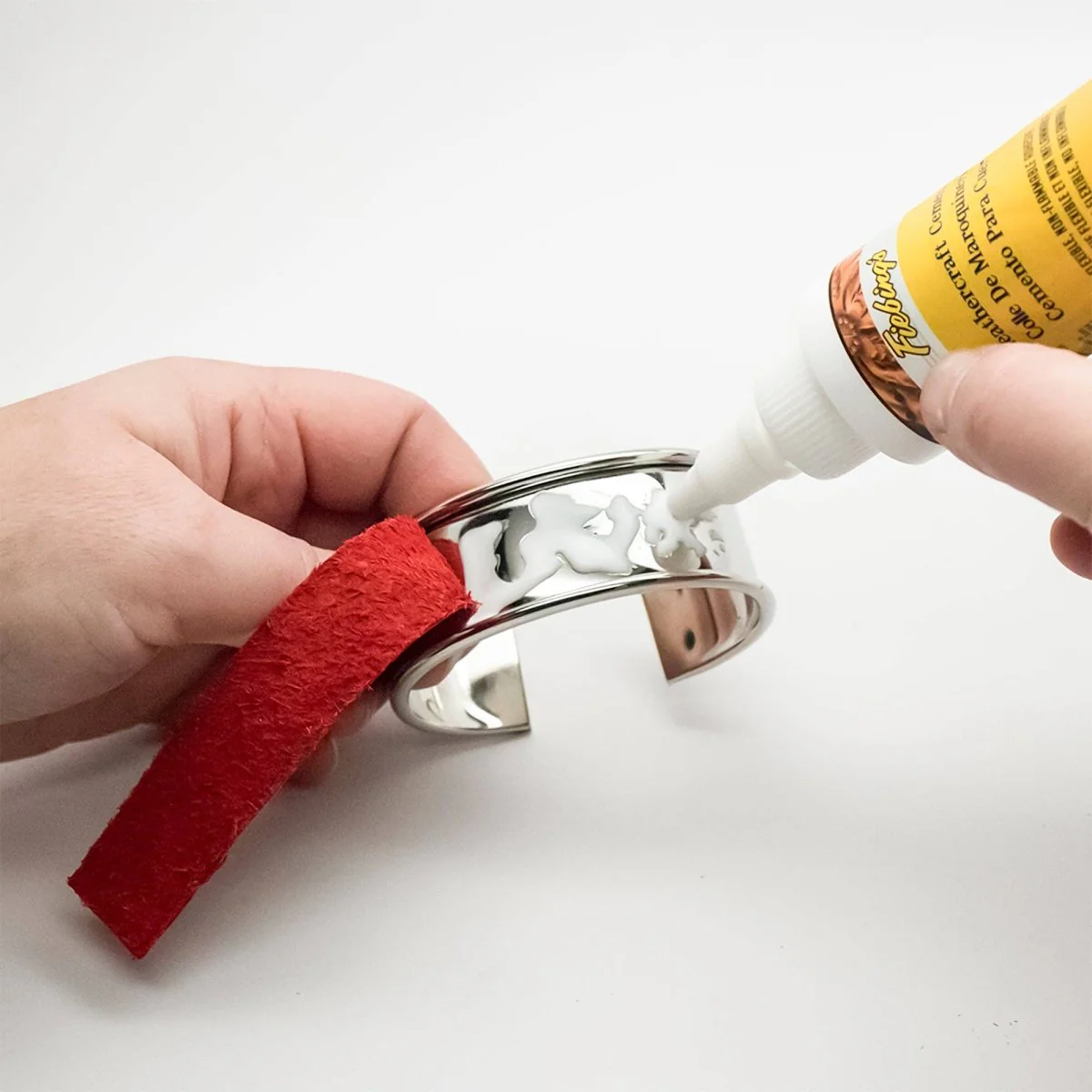 Realeather - Leathercraft Adhesive - 4 oz - Image 4