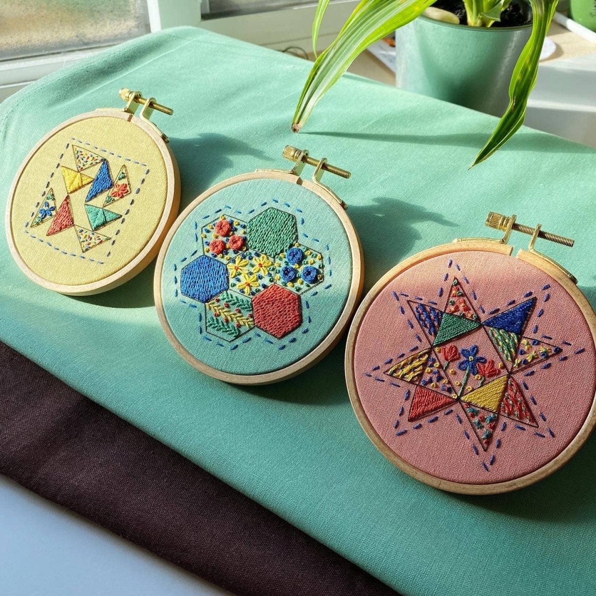 Rosanna Diggs Embroidery - Seeing Starflowers Embroidery Kit for Beginners - Image 11