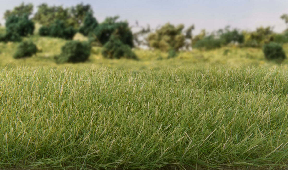 All Game Terrain - Static Grass 28 g (.987 oz) - 7 mm Medium Green - Image 2